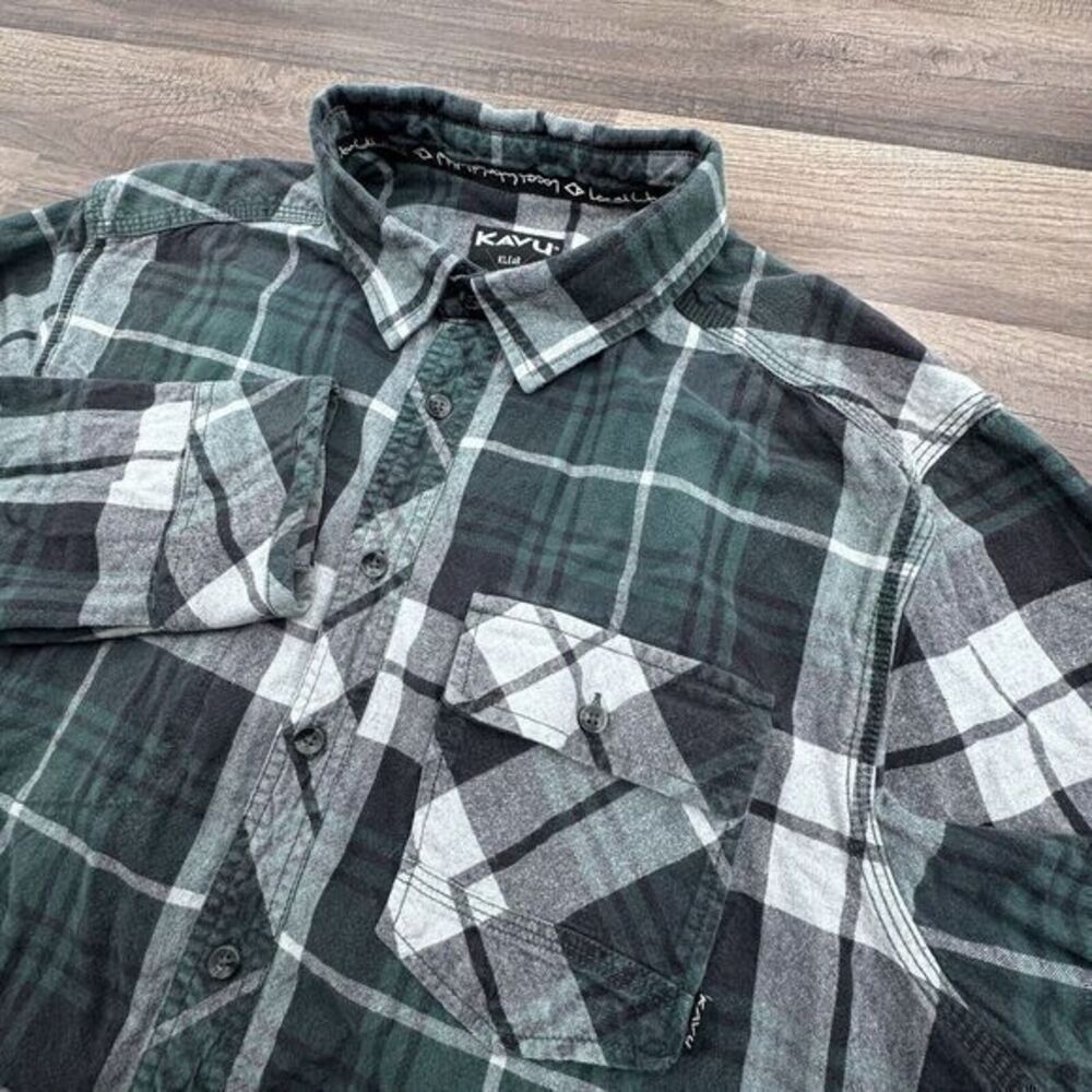 Kavu Long Sleeve Button Up Flannel Shirt Men's XL‎ M Plaid Slim Fit